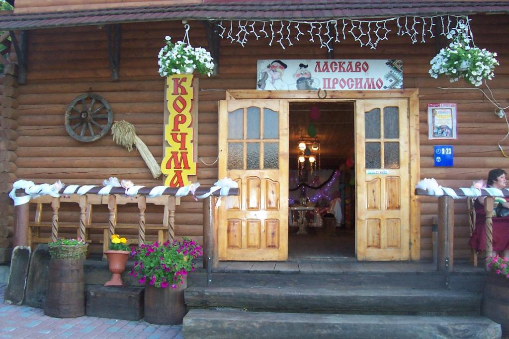 Отель Бойкивский Двир Yasenitsa Zamkova Экстерьер фото